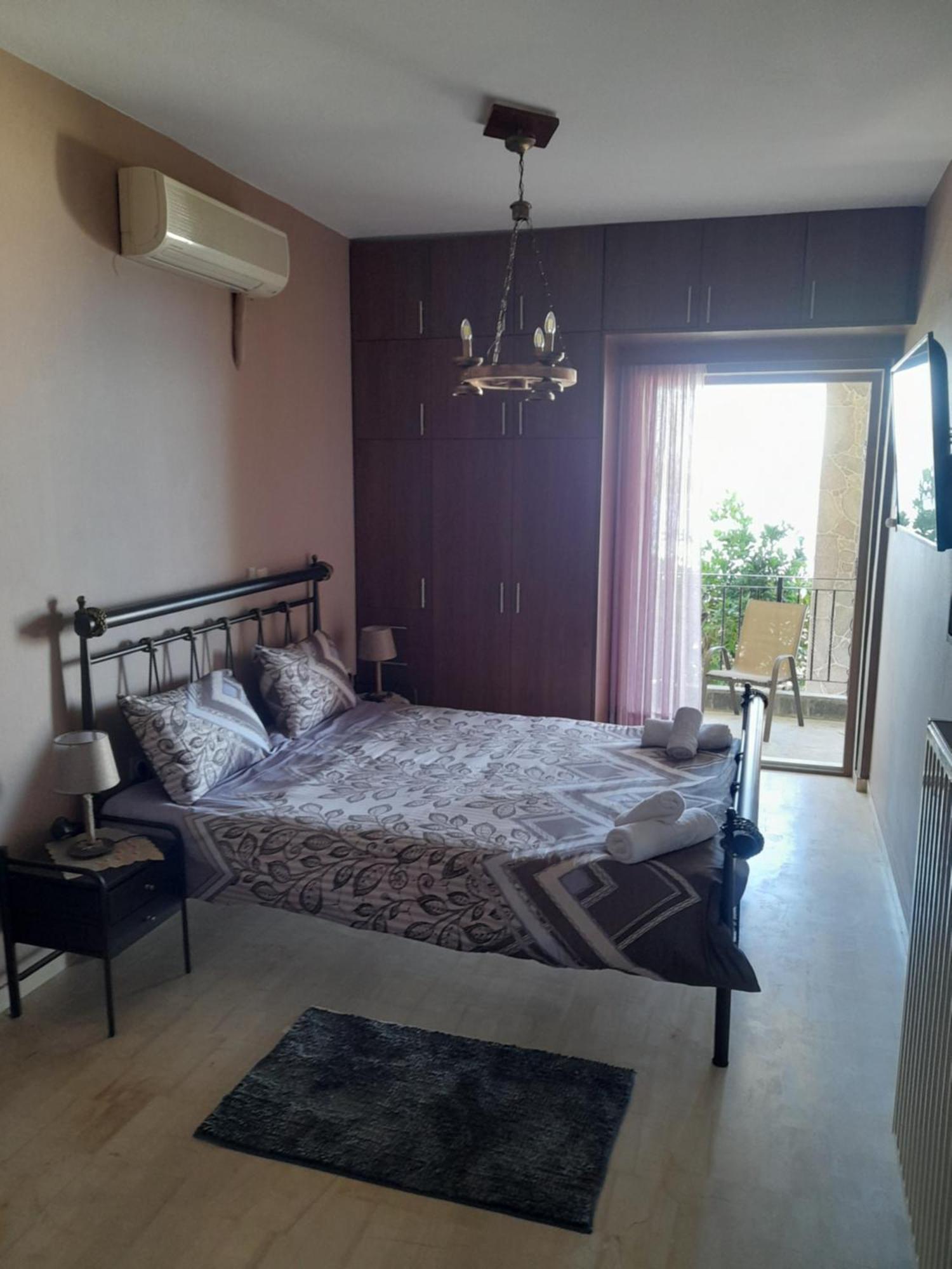 Αίγινα Εξοχική Κατοικία Eginitissa Экстерьер фото